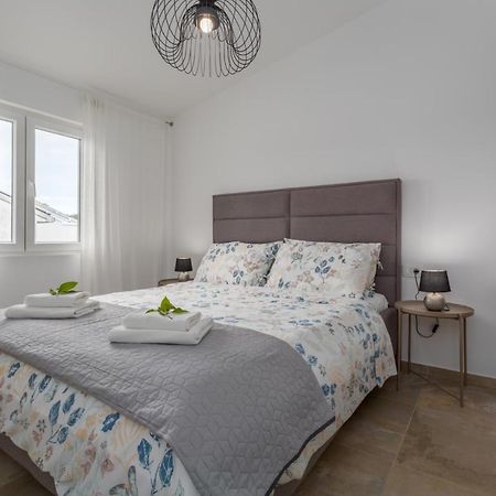 Apartments Zomzi Poreč Extérieur photo