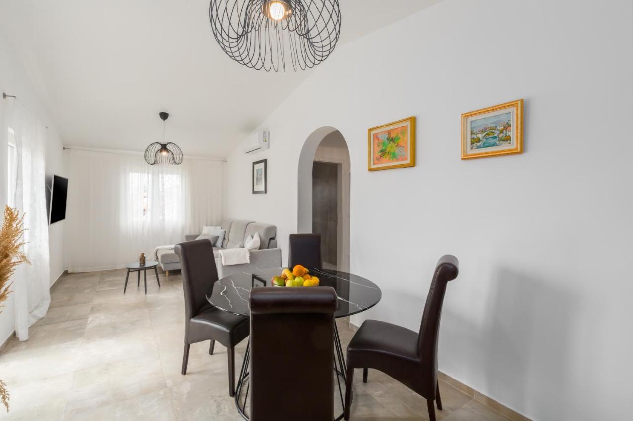 Apartments Zomzi Poreč Extérieur photo