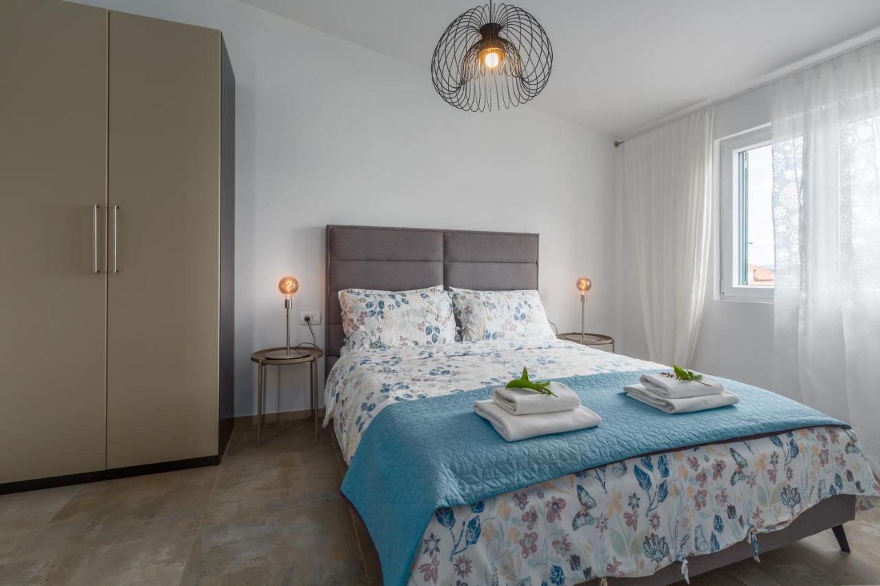 Apartments Zomzi Poreč Extérieur photo