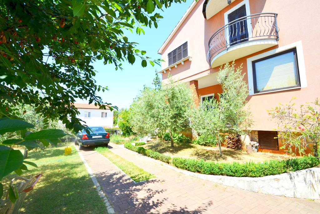 Apartments Zomzi Poreč Extérieur photo